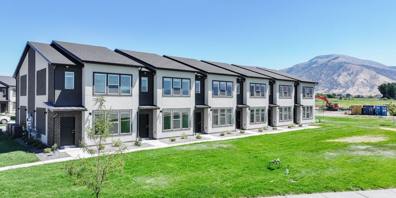 Nibley Townhome: 994 W 3410 S