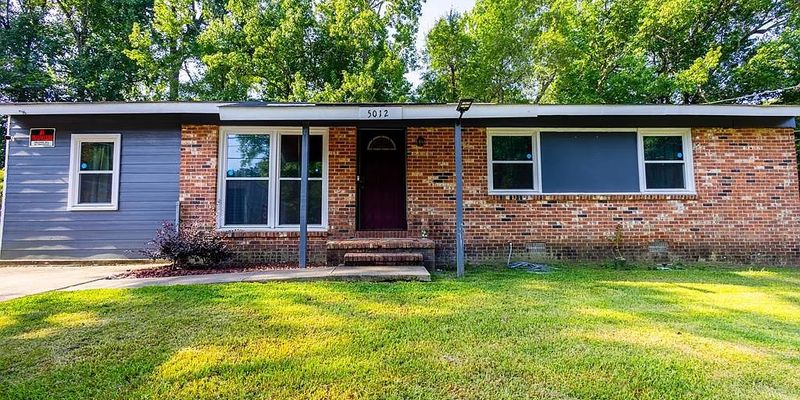 Columbus House: 5012 Shirley Ann Dr