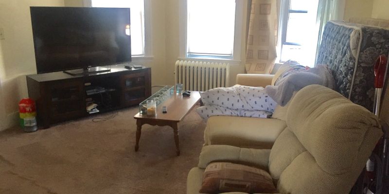 Winthrop Apartment: 352 Shirley St