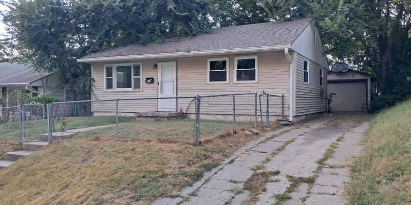 Saint Joseph House: 434 Eulich Street