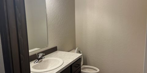08 Farley Bath 2.jpg