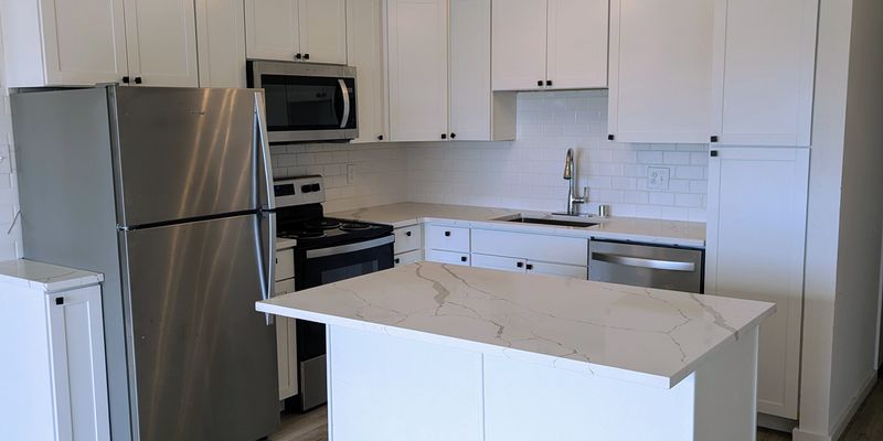 San Francisco Apartment: 322 32nd Avenue