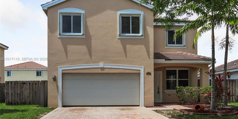 Homestead House: 3072 SE 5th Dr