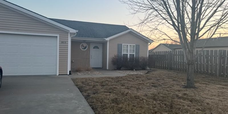 Manhattan House: 3015 Brookville Dr