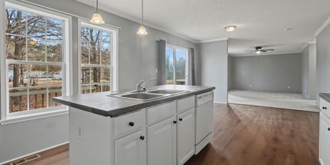 17-web-or-mls-IMG_5577RE (2).jpg