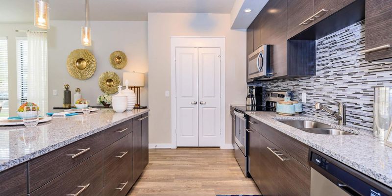 Katy Apartment: 1724 Mercantile Pkwy