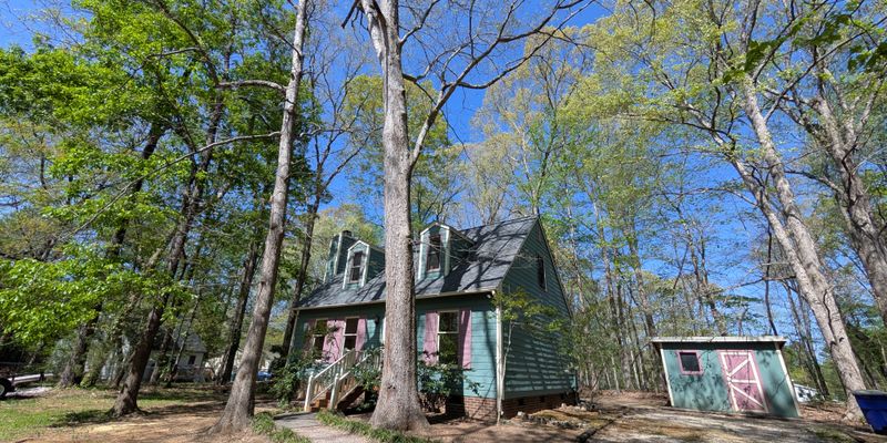 Hillsborough House: 2301 Wade Hampton Rd