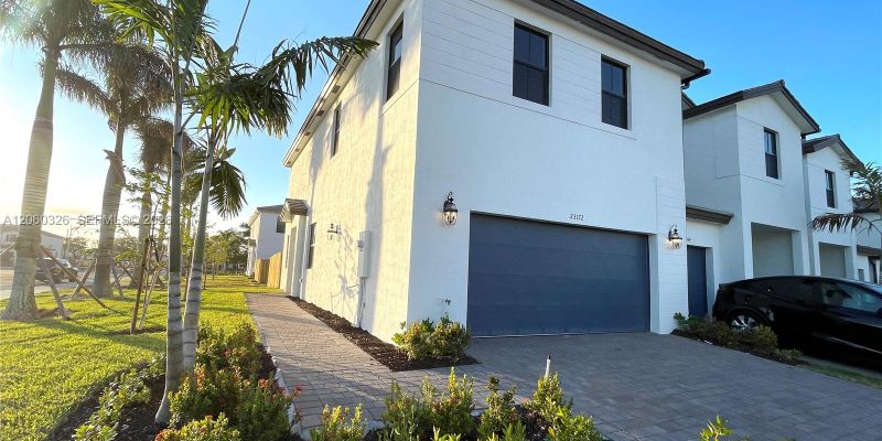 Miami House: 23172 SW 130th Pl