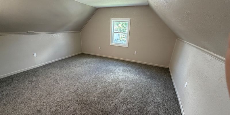 Evansville Apartment: 2728 W Virginia St