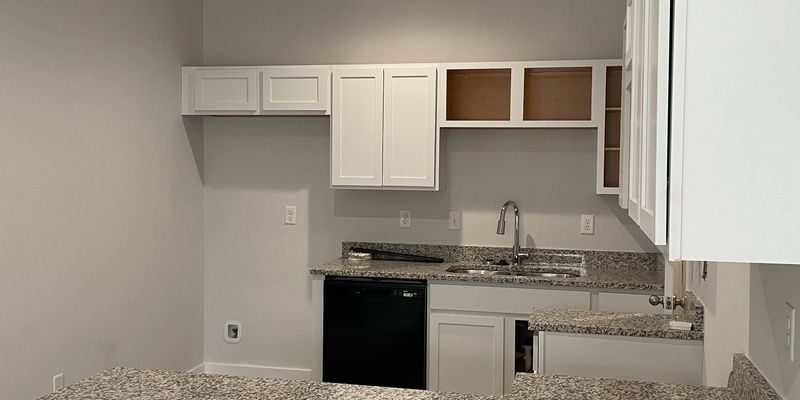 Bel Aire House: 5403 N Colburn St