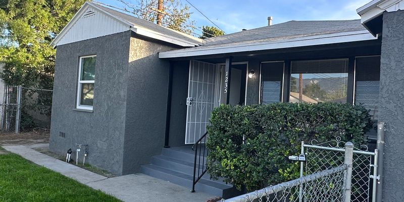 San Bernardino House: 1235 Roxbury Dr