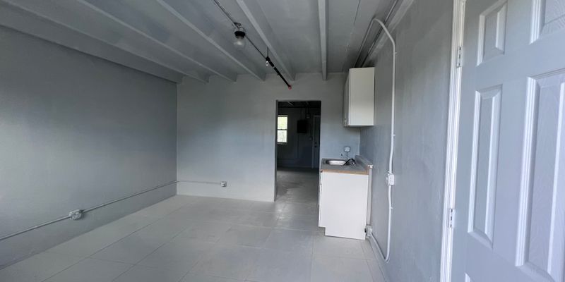 Pahokee Apartment: 354 Rardin Ave