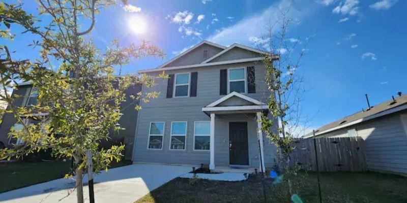 Elgin House: 13907 Mussel Rn