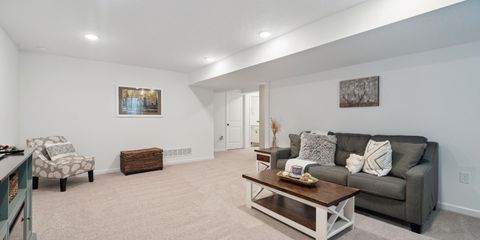 32-191 1275 Pricilla CT.jpg