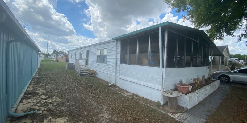 Sebring House: 3233 Illinois Ave