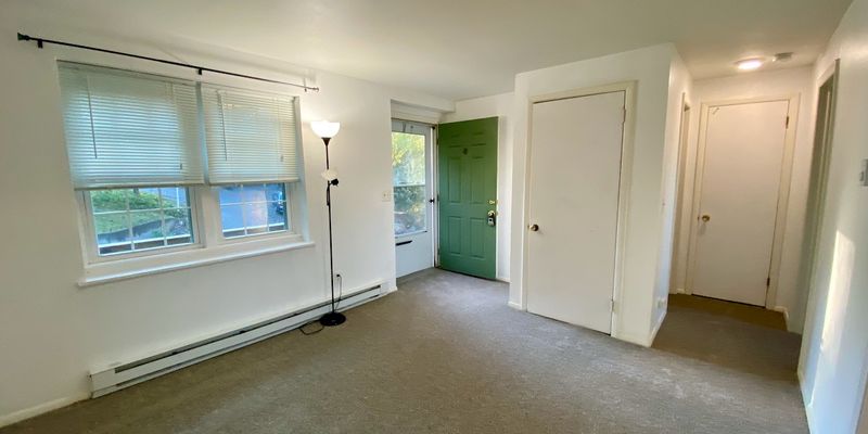 New Milford Apartment: 21 Old Grove St