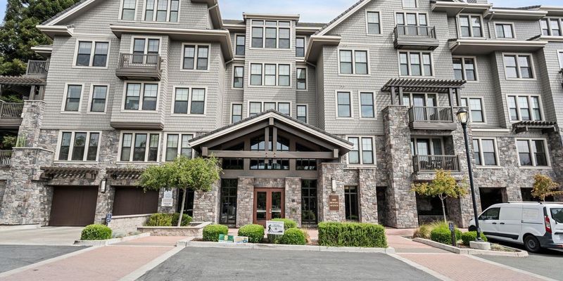 Lafayette House: 1000 Dewing Ave #APT R21234Q