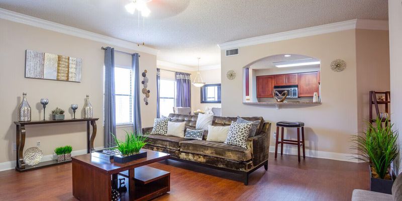 Houston Apartment: 1699 Parkway Plaza Dr