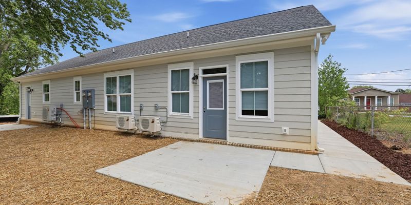 Chattanooga Apartment: 705 Woodmore Ln A