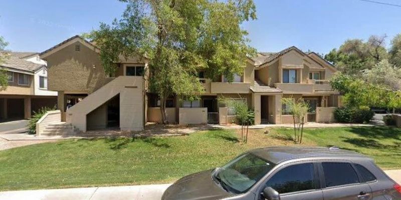 Tempe Apartment: 2035 S Elm St