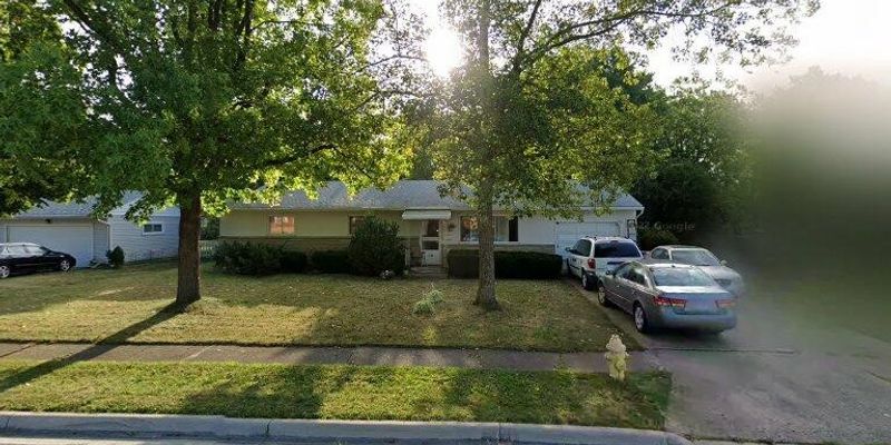 Grove City House: 4294 Knapp Dr