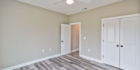 611 Victoria Way-20.jpg