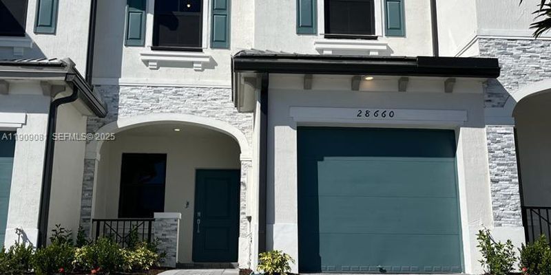 Homestead House: 28660 SW 134th Ct