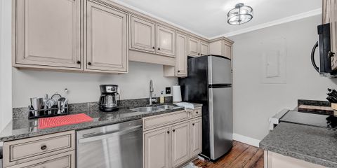 278 K Kitchen 2.jpg