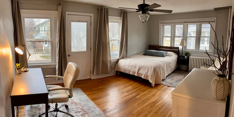 Grand Rapids Apartment: 715 Union Ave SE